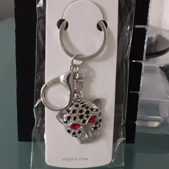MINT Cheetah Silver Black Enamel Red & Clear Crystals Purse Charm Key Chain**NEW - Picture 2 of 8